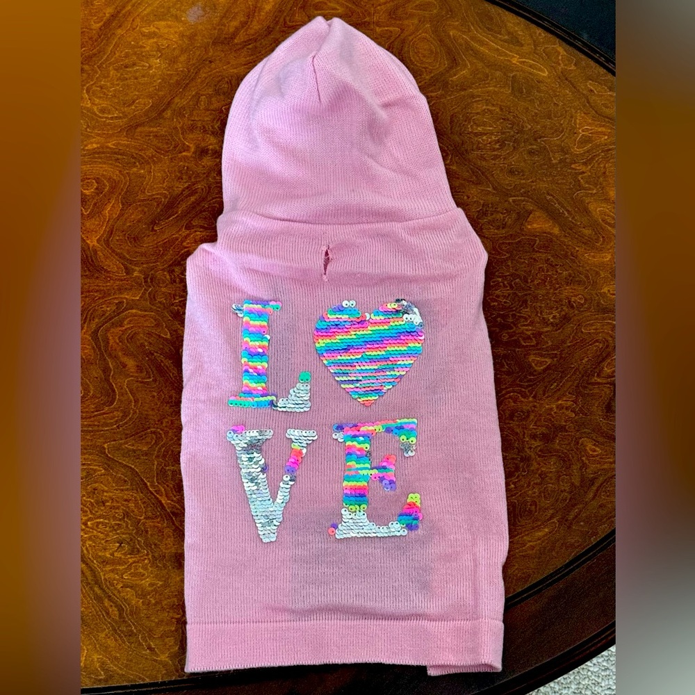 🐾 Pawsome Pink Hoodie for Your Pup! 🐾